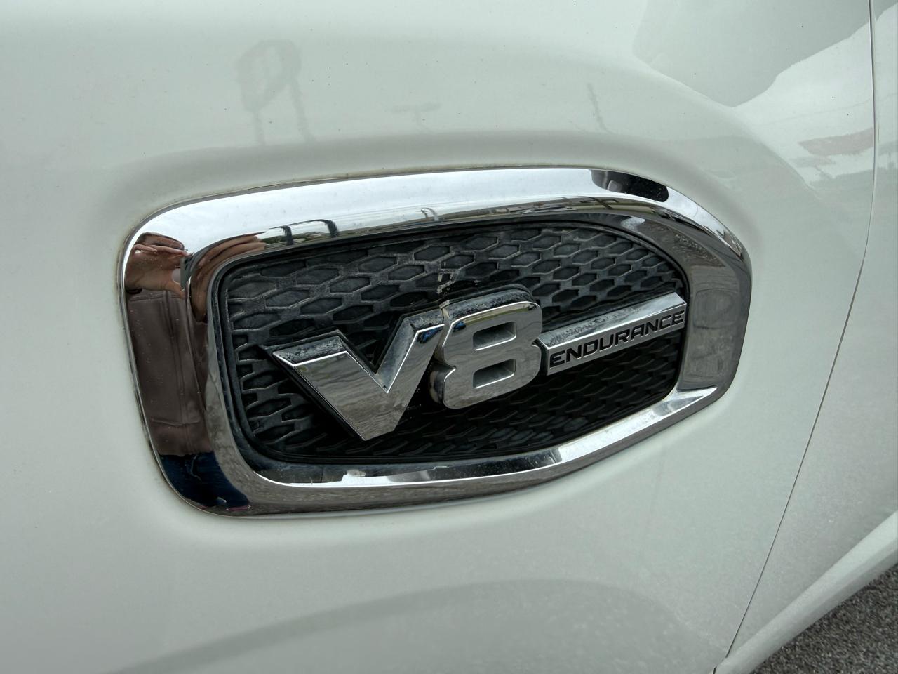 Nissan Titan Platinum Reserve Crew Cab 4WD 2017