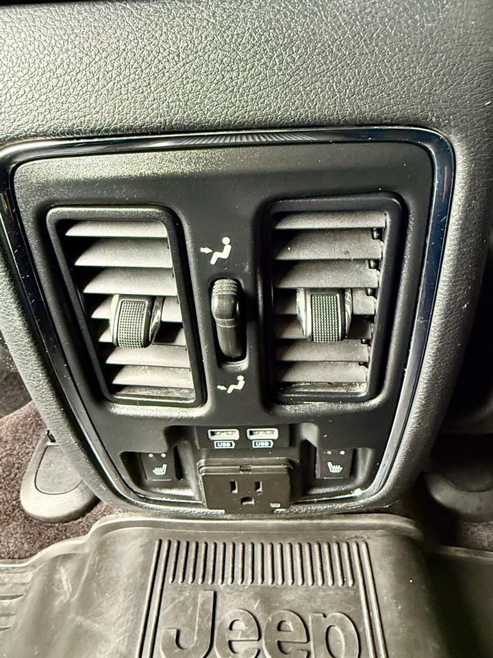 Jeep Grand Cherokee Summit 4WD 2016