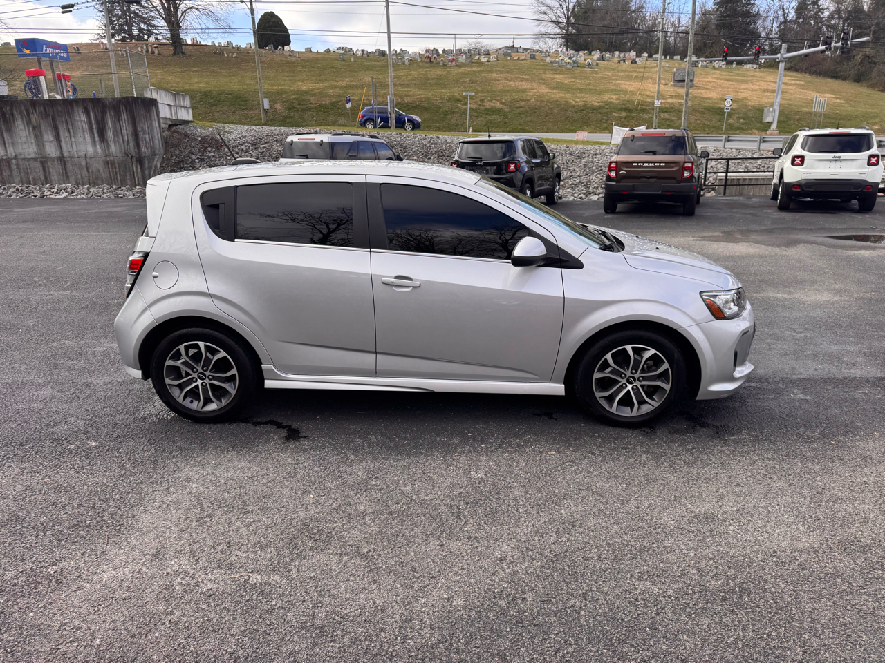 Chevrolet Sonic LT Auto 5-Door 2020
