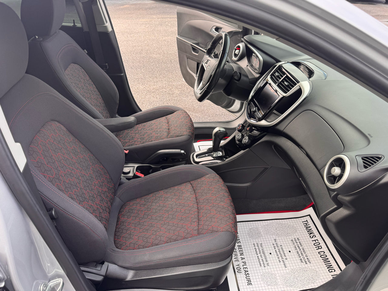 Chevrolet Sonic LT Auto 5-Door 2020