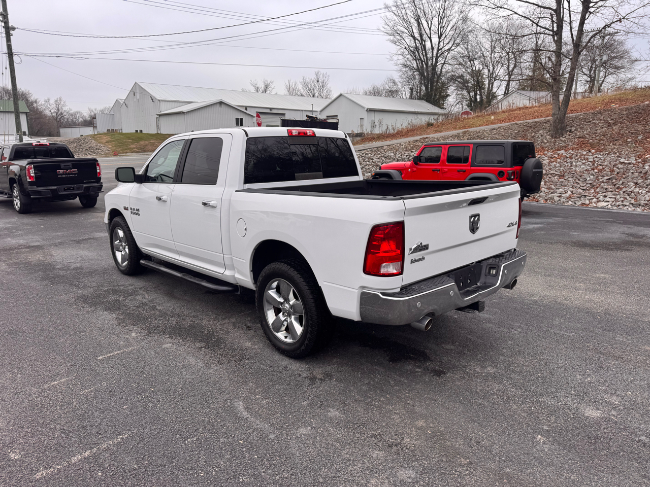 RAM 1500 SLT Crew Cab SWB 4WD 2018