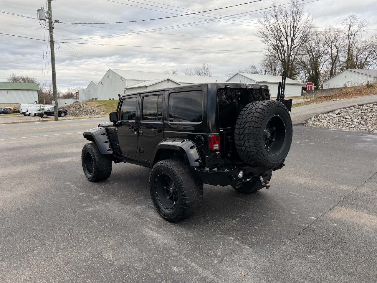 Jeep Wrangler Unlimited Sahara 4WD 2013