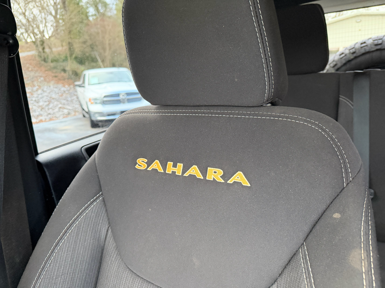 Jeep Wrangler Unlimited Sahara 4WD 2013