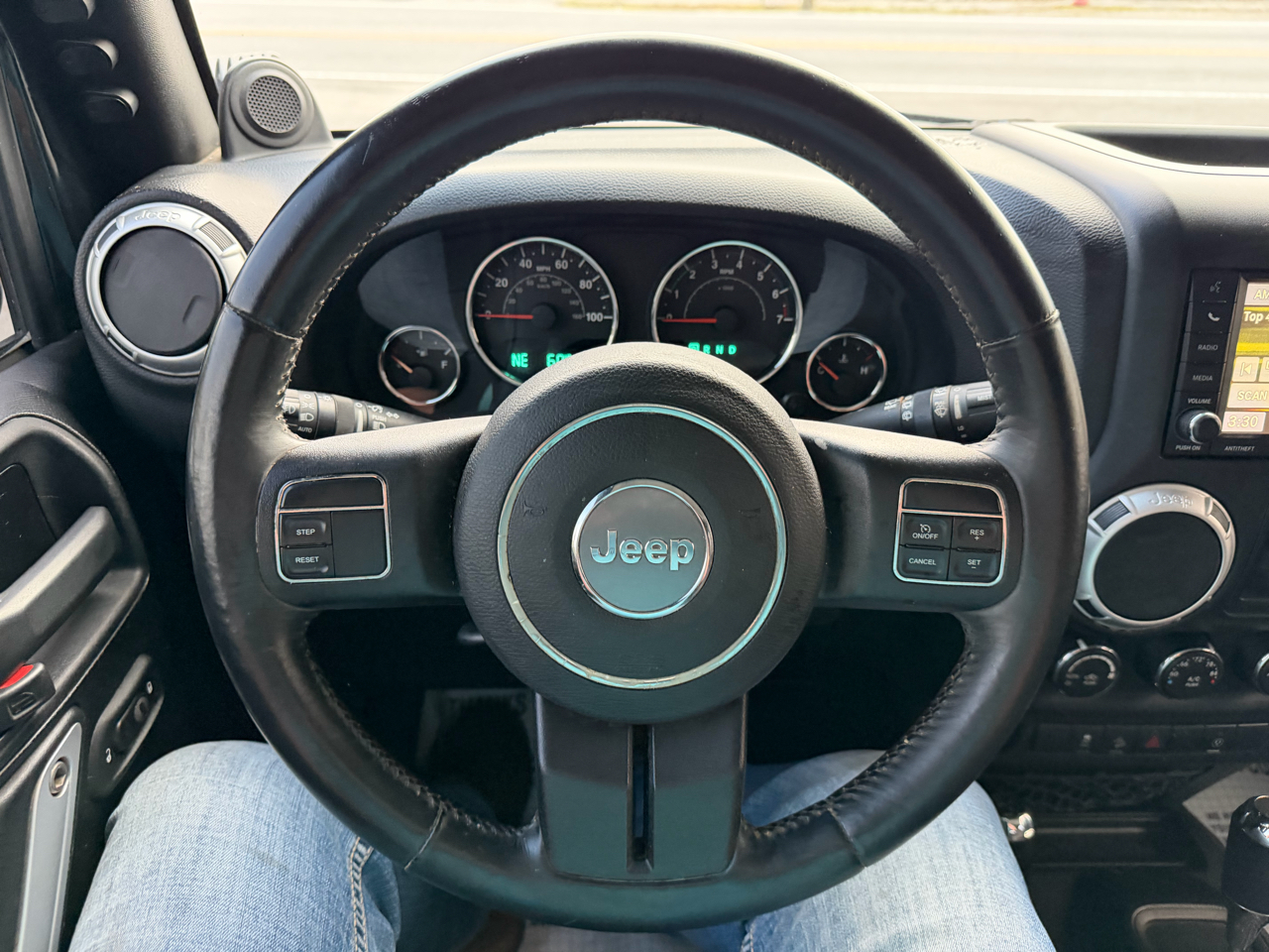 Jeep Wrangler Unlimited Sahara 4WD 2013