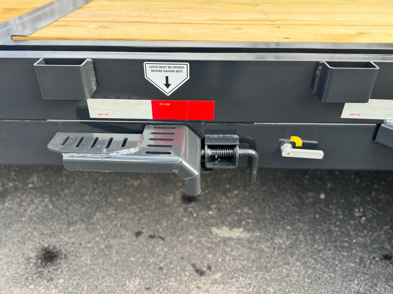 Hillcrest Trailers Partial Tilt  2026