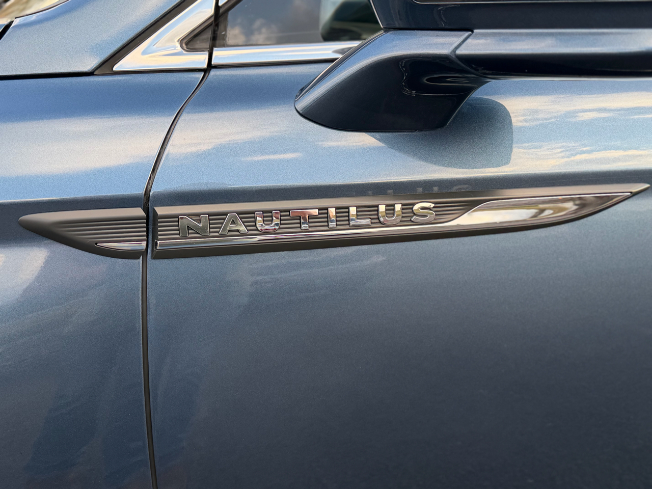 Lincoln Nautilus Reserve AWD 2019