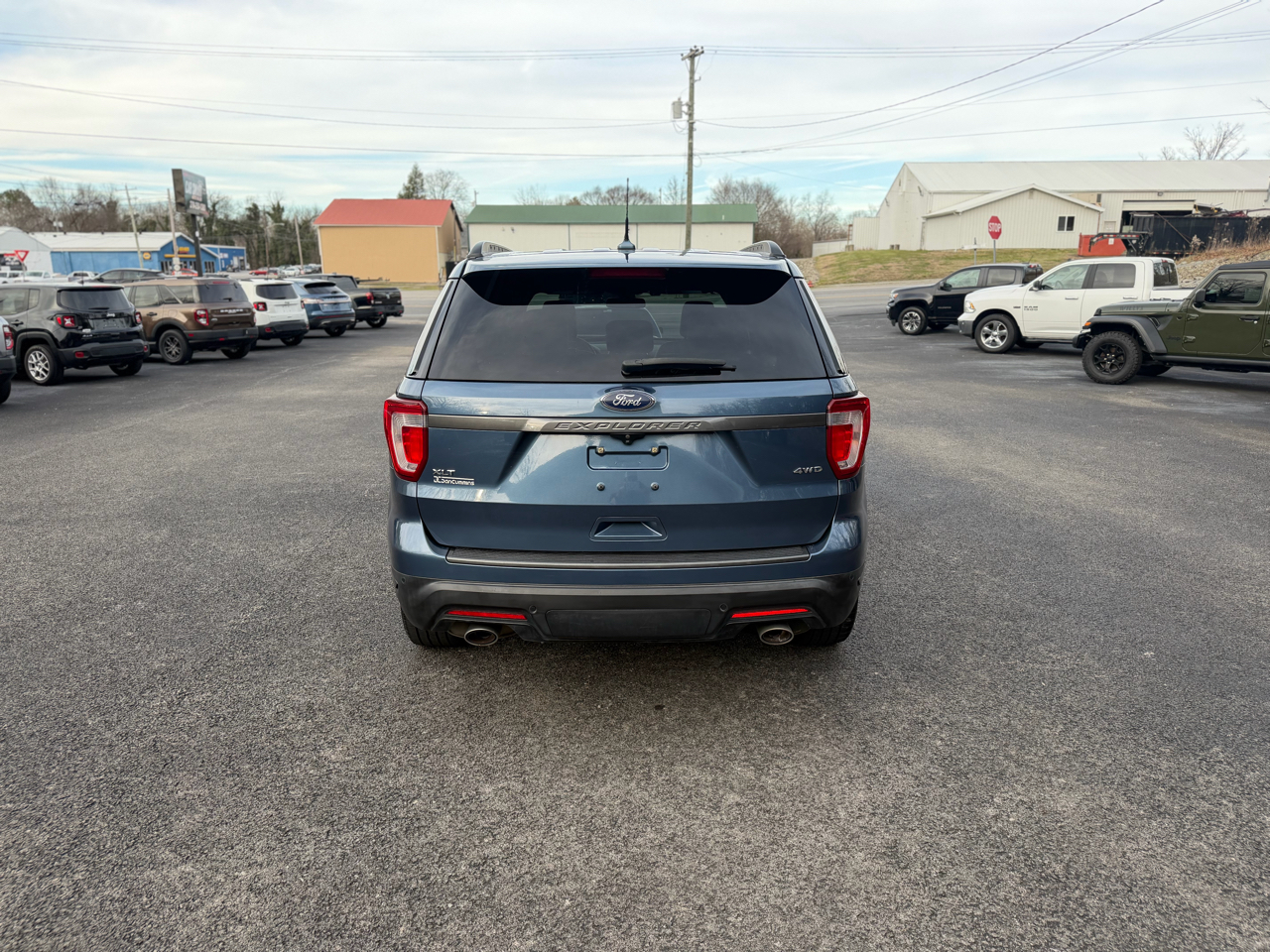 Ford Explorer XLT 4WD 2018