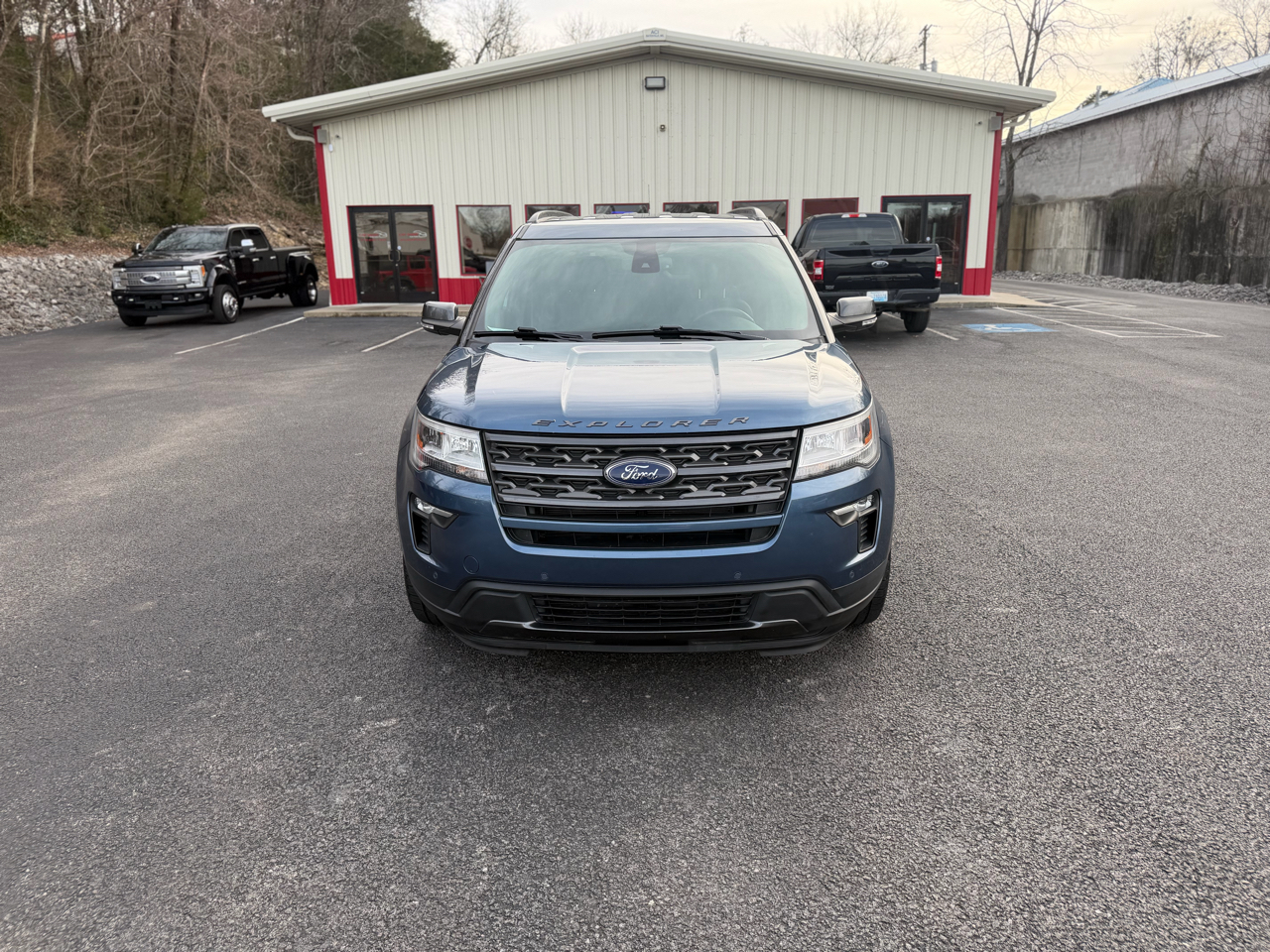 Ford Explorer XLT 4WD 2018