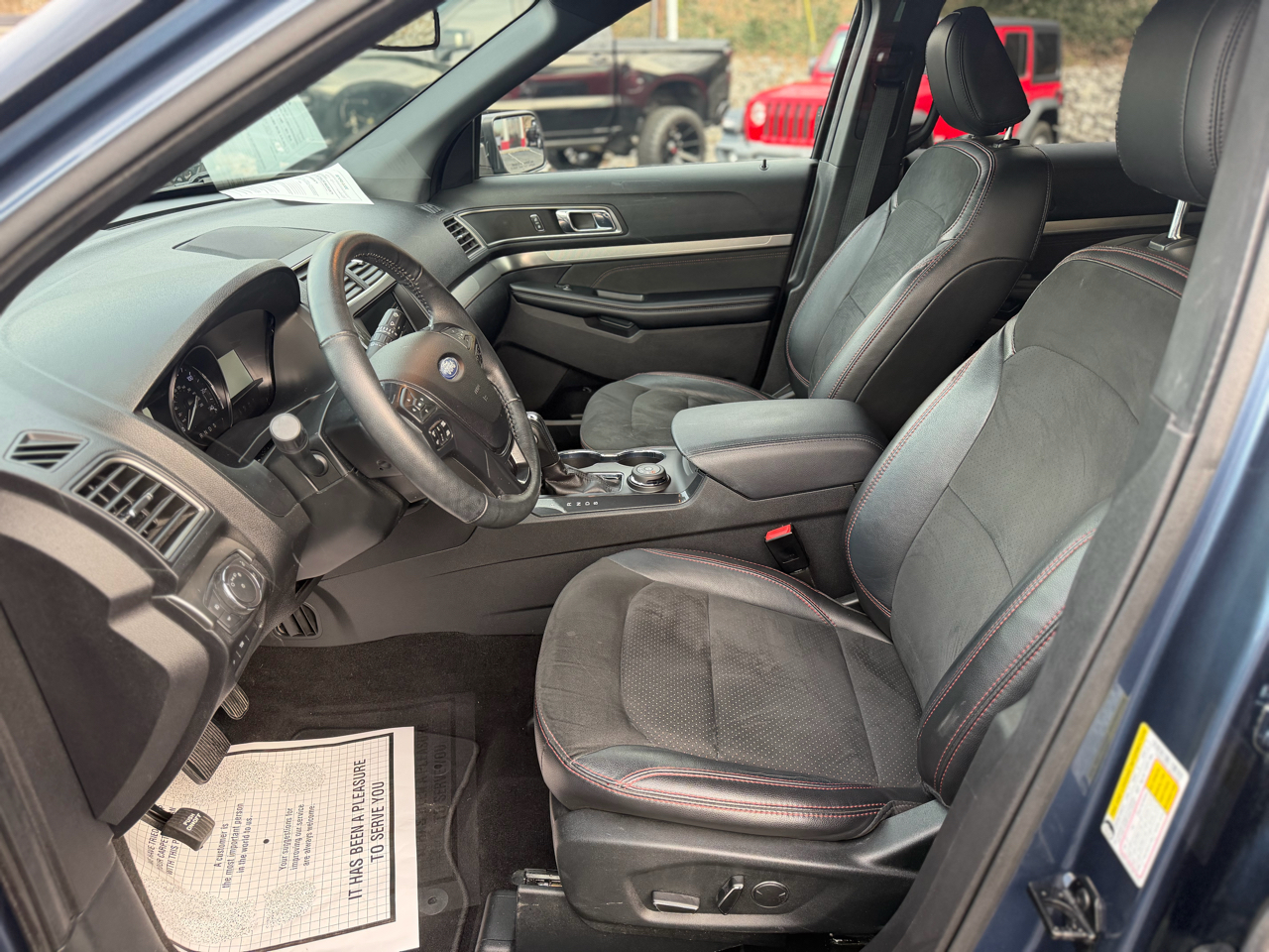 Ford Explorer XLT 4WD 2018