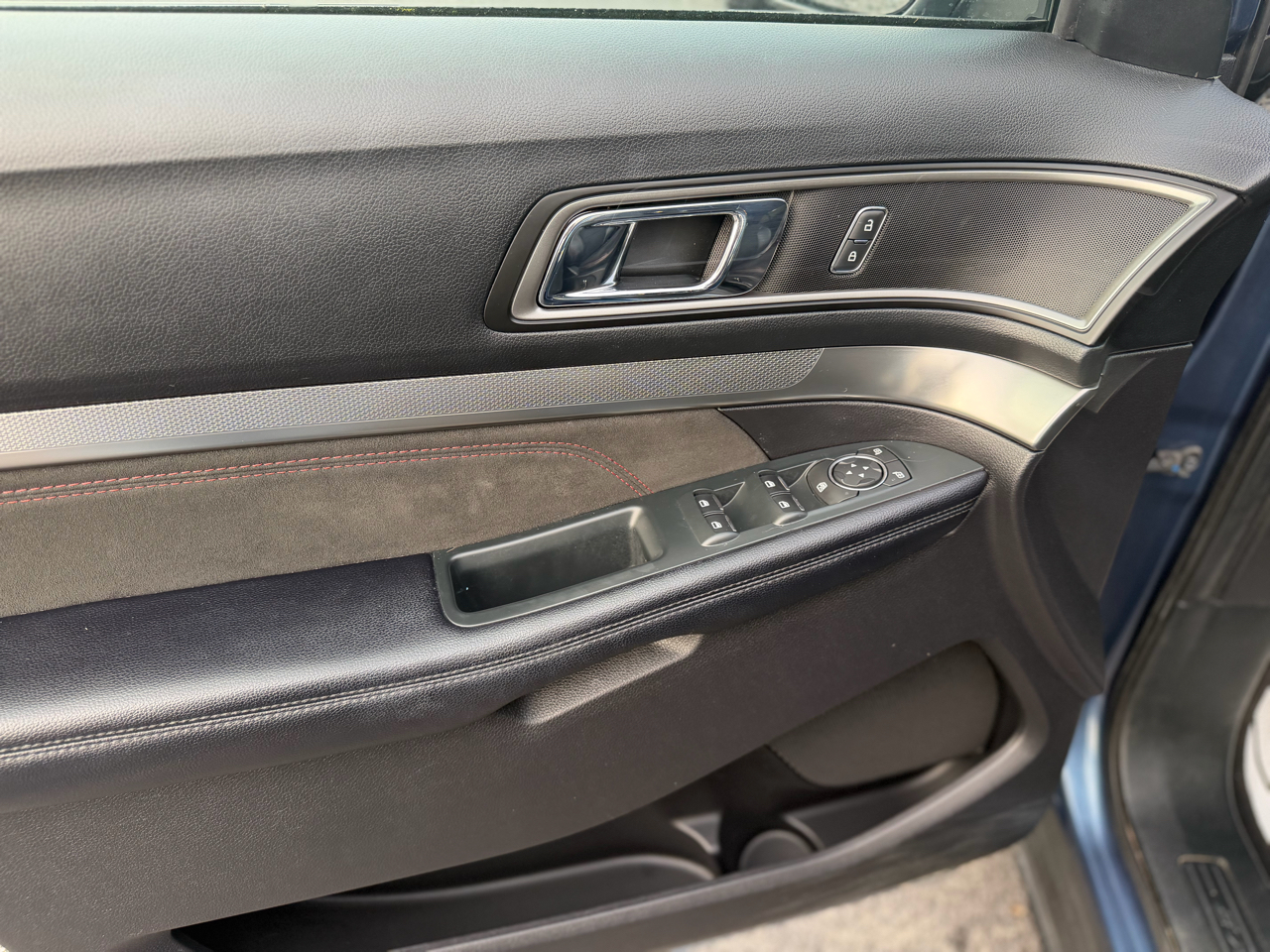 Ford Explorer XLT 4WD 2018