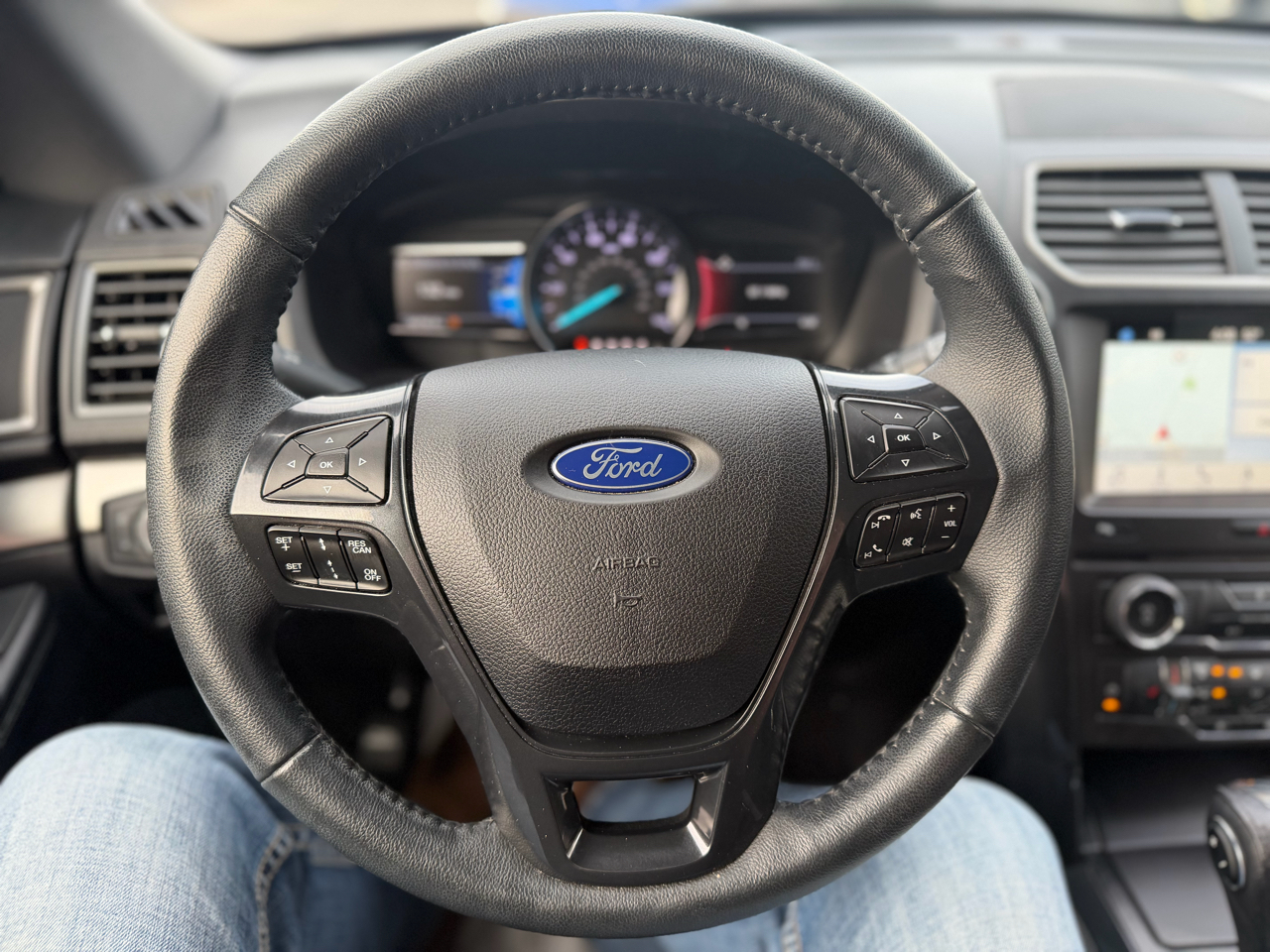 Ford Explorer XLT 4WD 2018