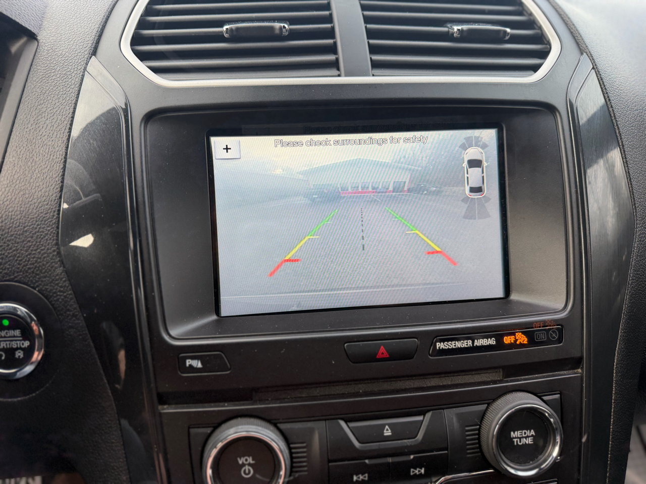 Ford Explorer XLT 4WD 2018