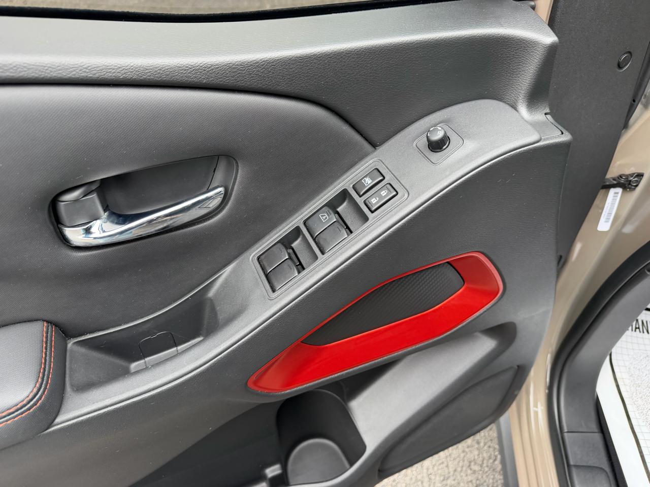 Nissan Frontier PRO-4X Crew Cab 4WD 2023