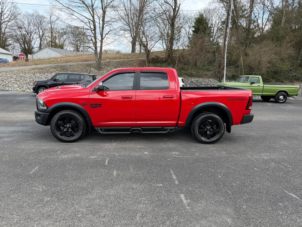 RAM 1500 Classic Warlock 4x4 Crew Cab 5'7" Box 2022