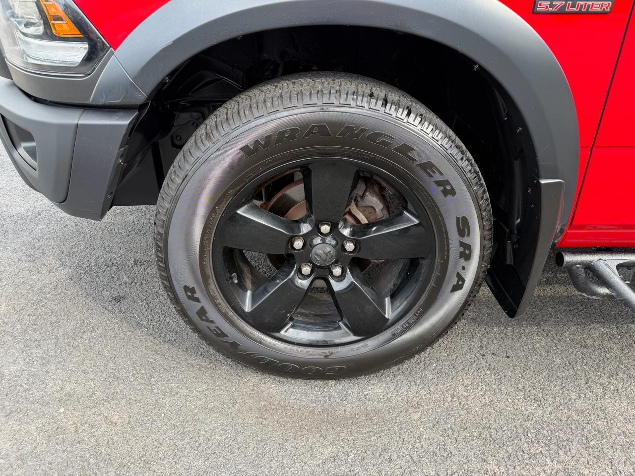 RAM 1500 Classic Warlock 4x4 Crew Cab 5'7" Box 2022