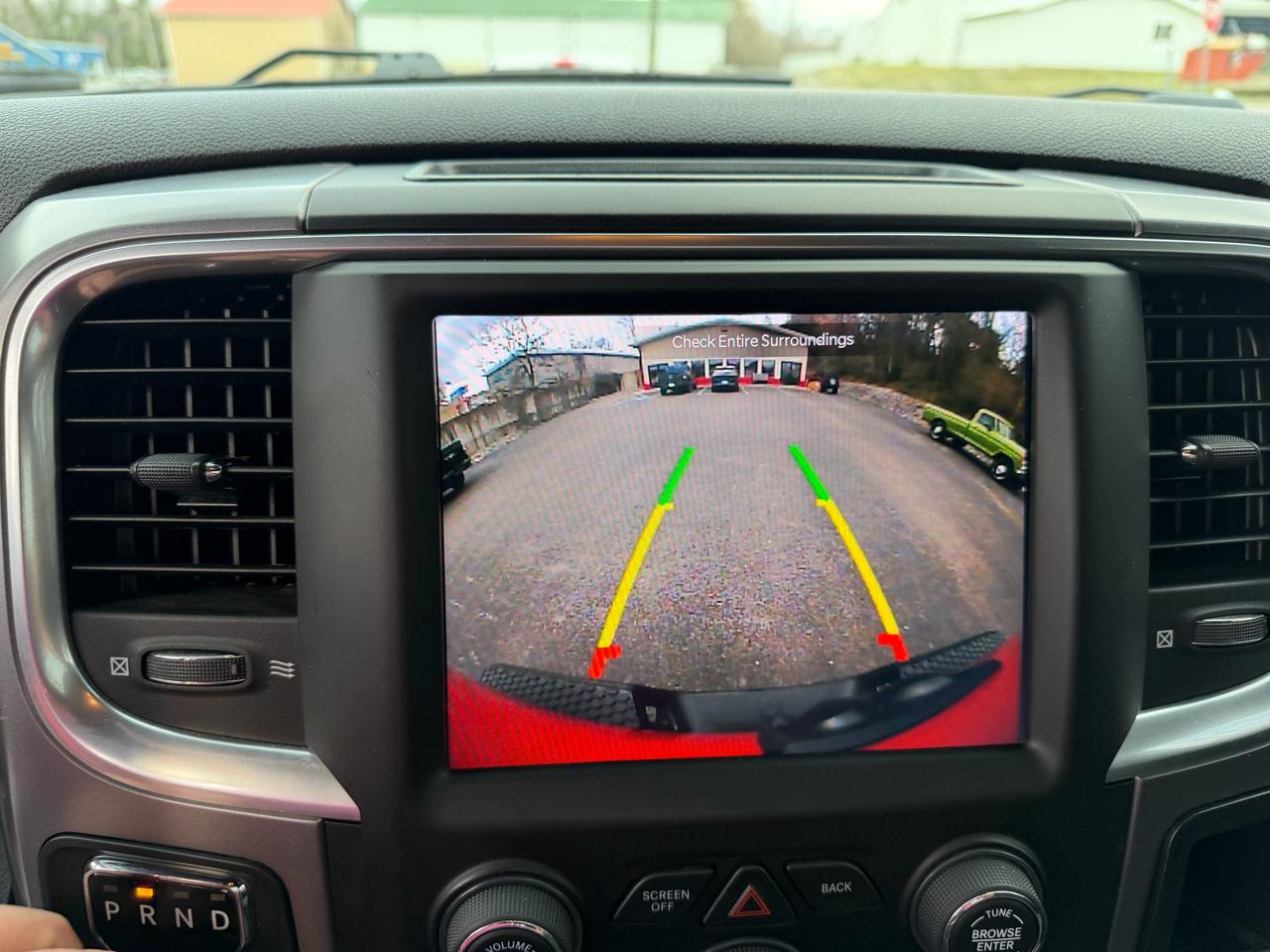 RAM 1500 Classic Warlock 4x4 Crew Cab 5'7" Box 2022