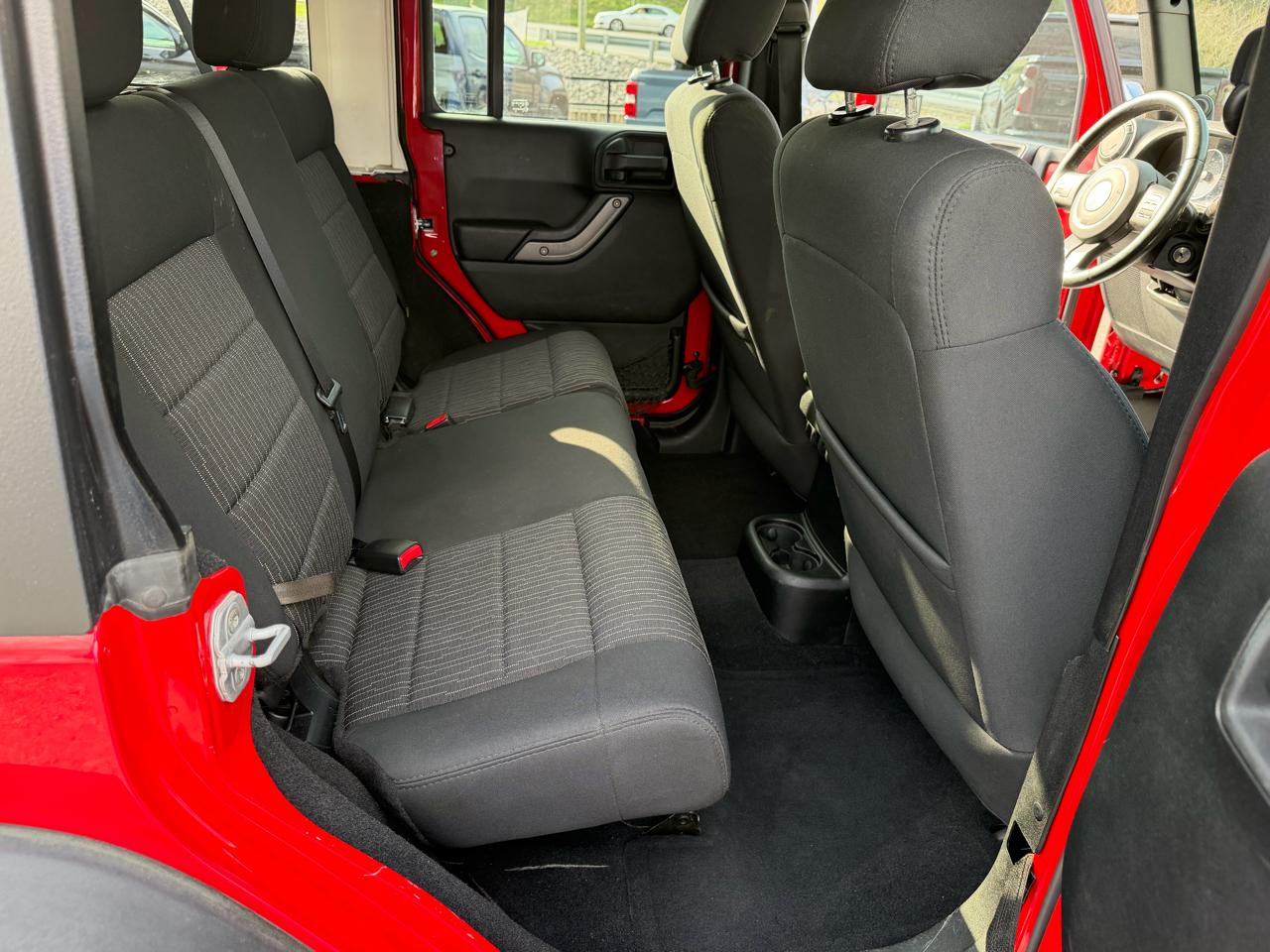 Jeep Wrangler Unlimited Sport 4WD 2012