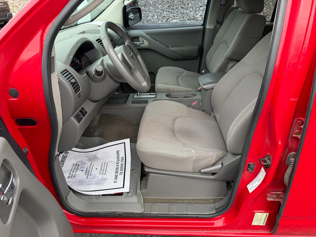 Nissan Frontier SE Crew Cab 4WD 2005