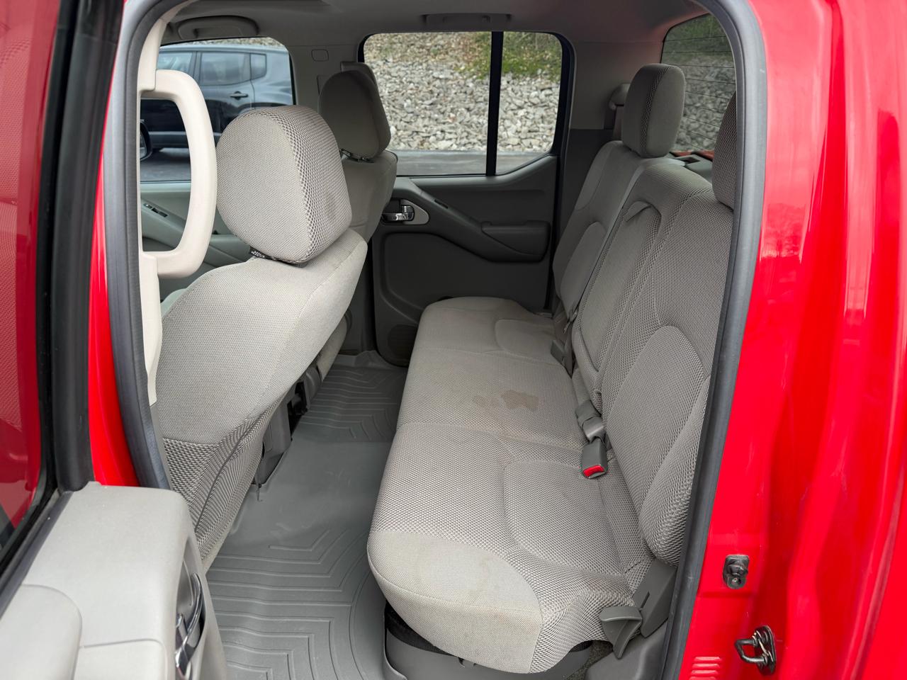 Nissan Frontier SE Crew Cab 4WD 2005