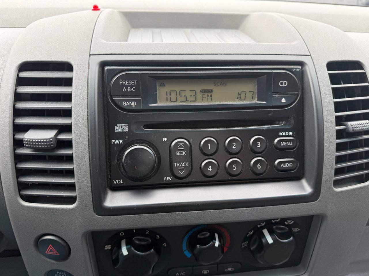 Nissan Frontier SE Crew Cab 4WD 2005