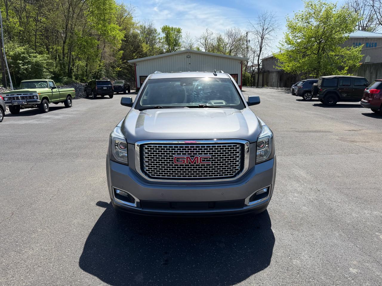 GMC Yukon Denali Ultimate 4WD 2018
