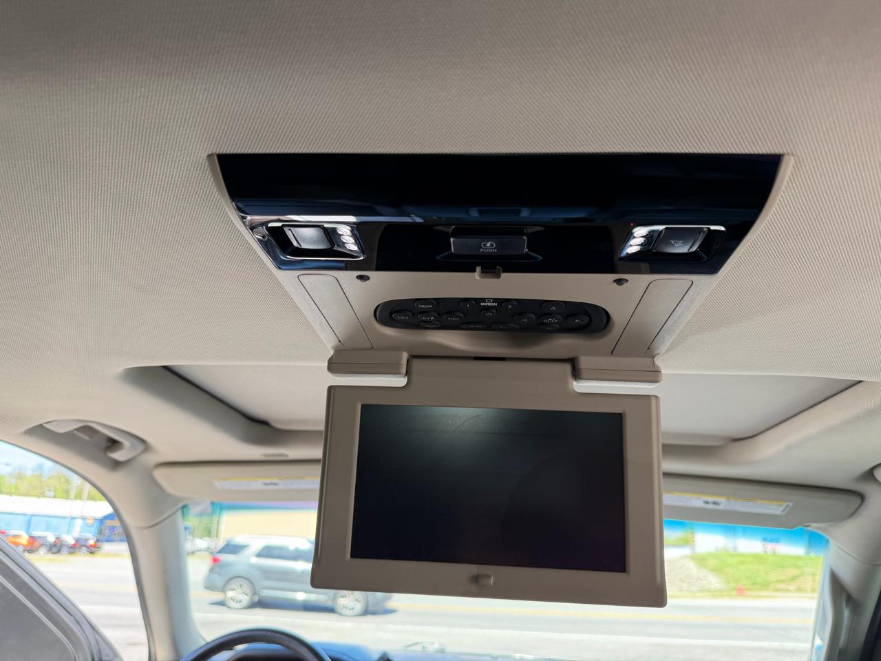 GMC Yukon Denali Ultimate 4WD 2018