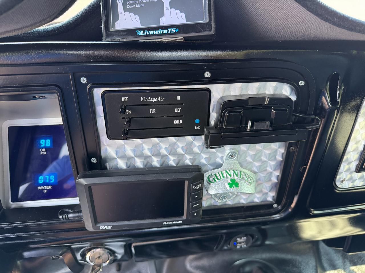 Ford F-250 HD Reg. Cab 4WD 1979