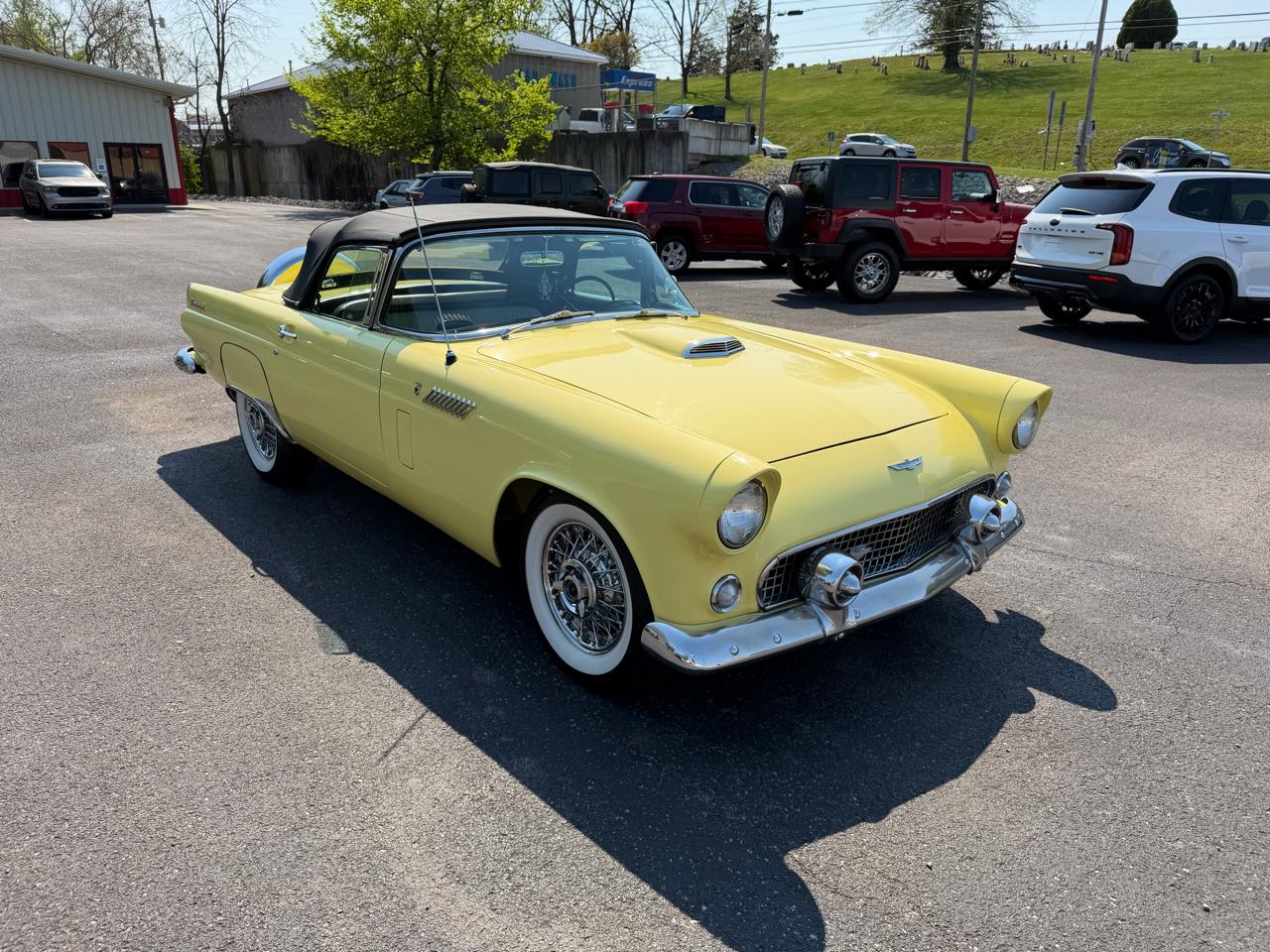 Ford Thunderbird 2dr Convertible Deluxe 1956