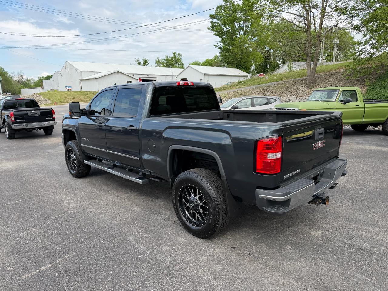 GMC Sierra 2500HD Base Crew Cab 4WD 2019