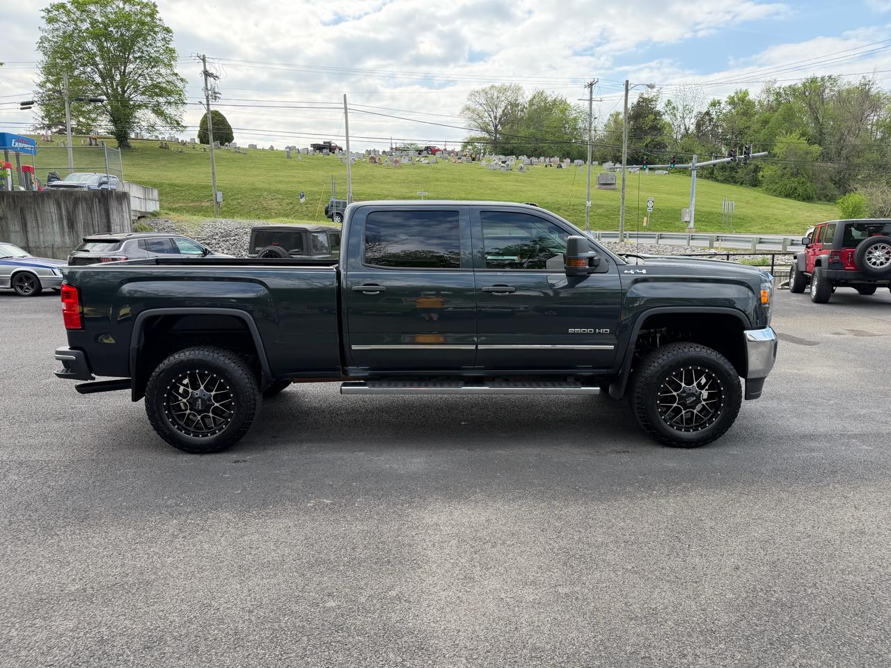 GMC Sierra 2500HD Base Crew Cab 4WD 2019