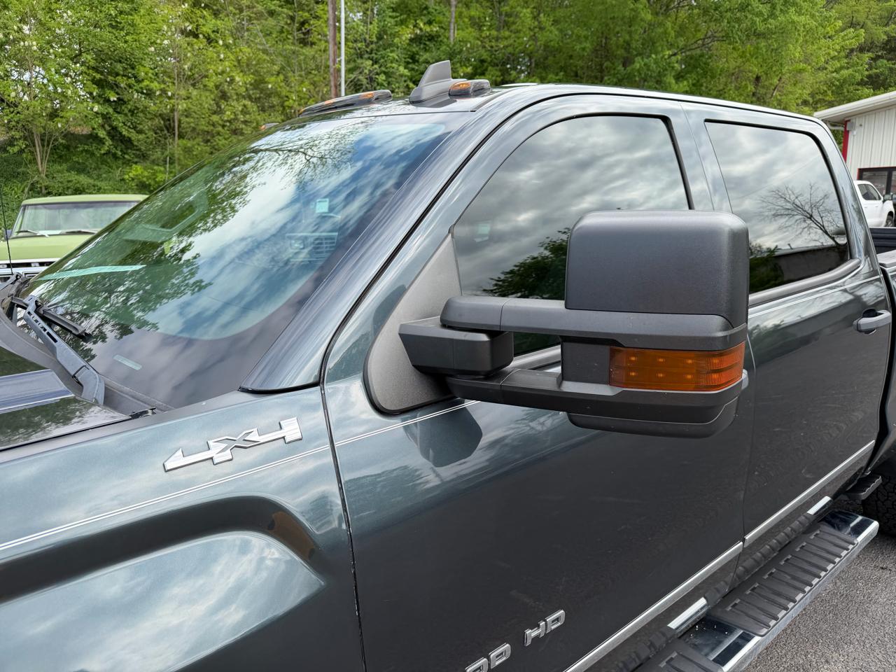 GMC Sierra 2500HD Base Crew Cab 4WD 2019