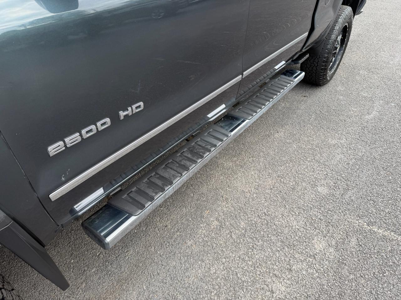 GMC Sierra 2500HD Base Crew Cab 4WD 2019