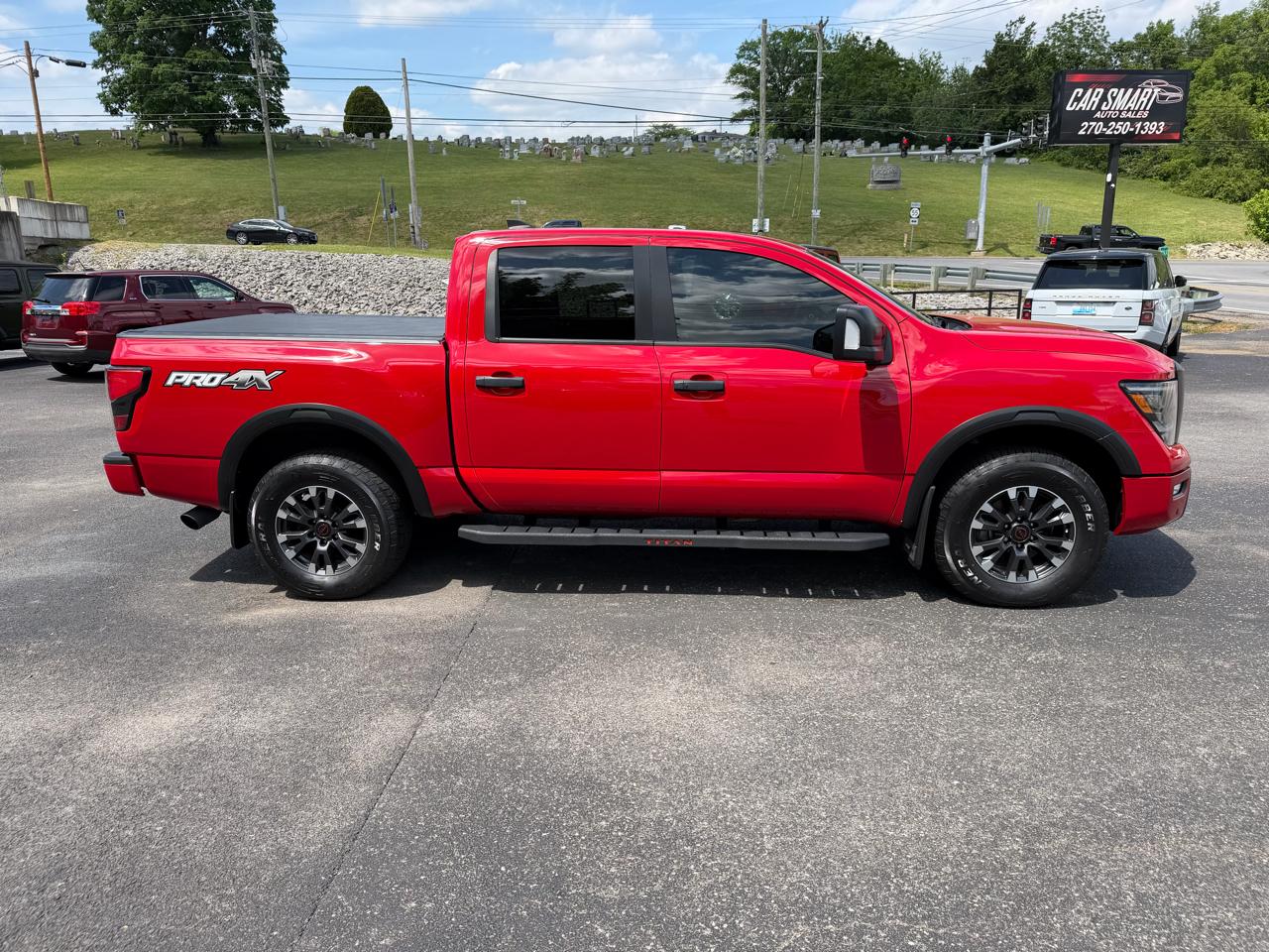 Nissan Titan PRO-4X Crew Cab 4WD SWB 2023
