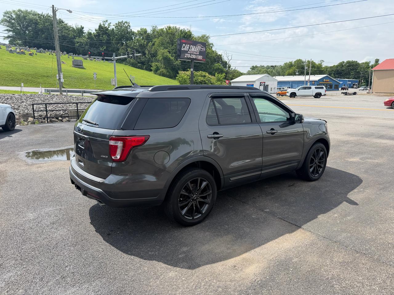 Ford Explorer XLT 4WD 2018
