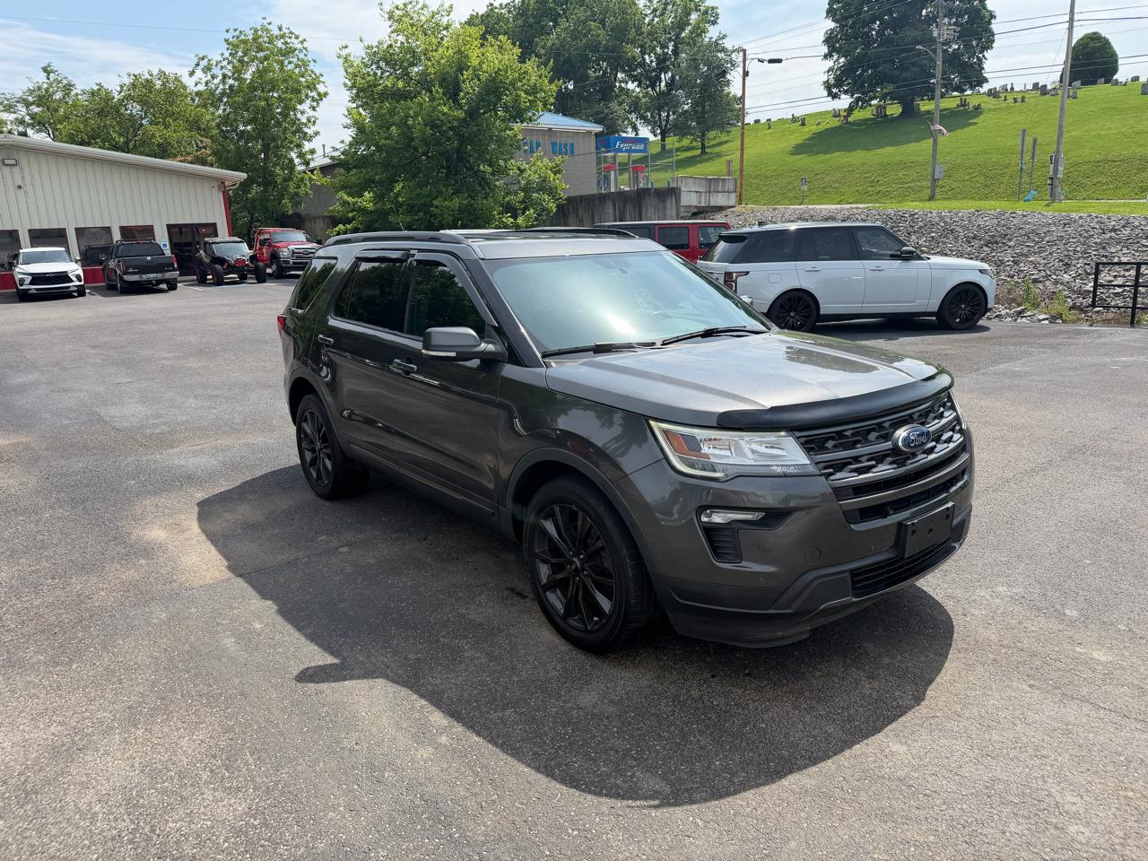 Ford Explorer XLT 4WD 2018