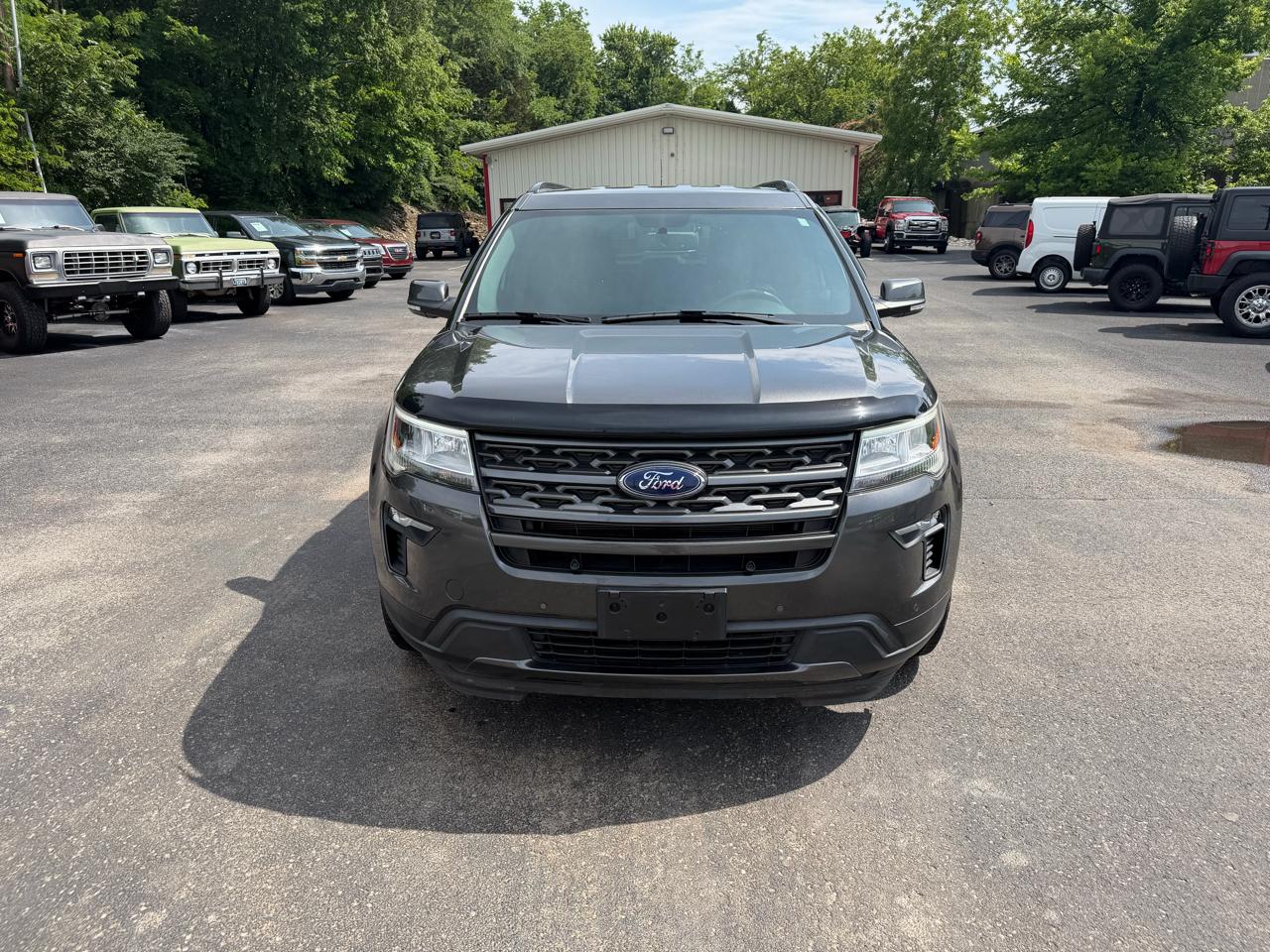 Ford Explorer XLT 4WD 2018