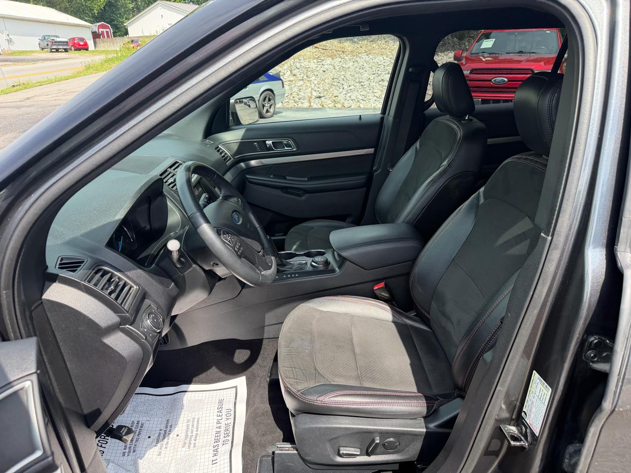 Ford Explorer XLT 4WD 2018