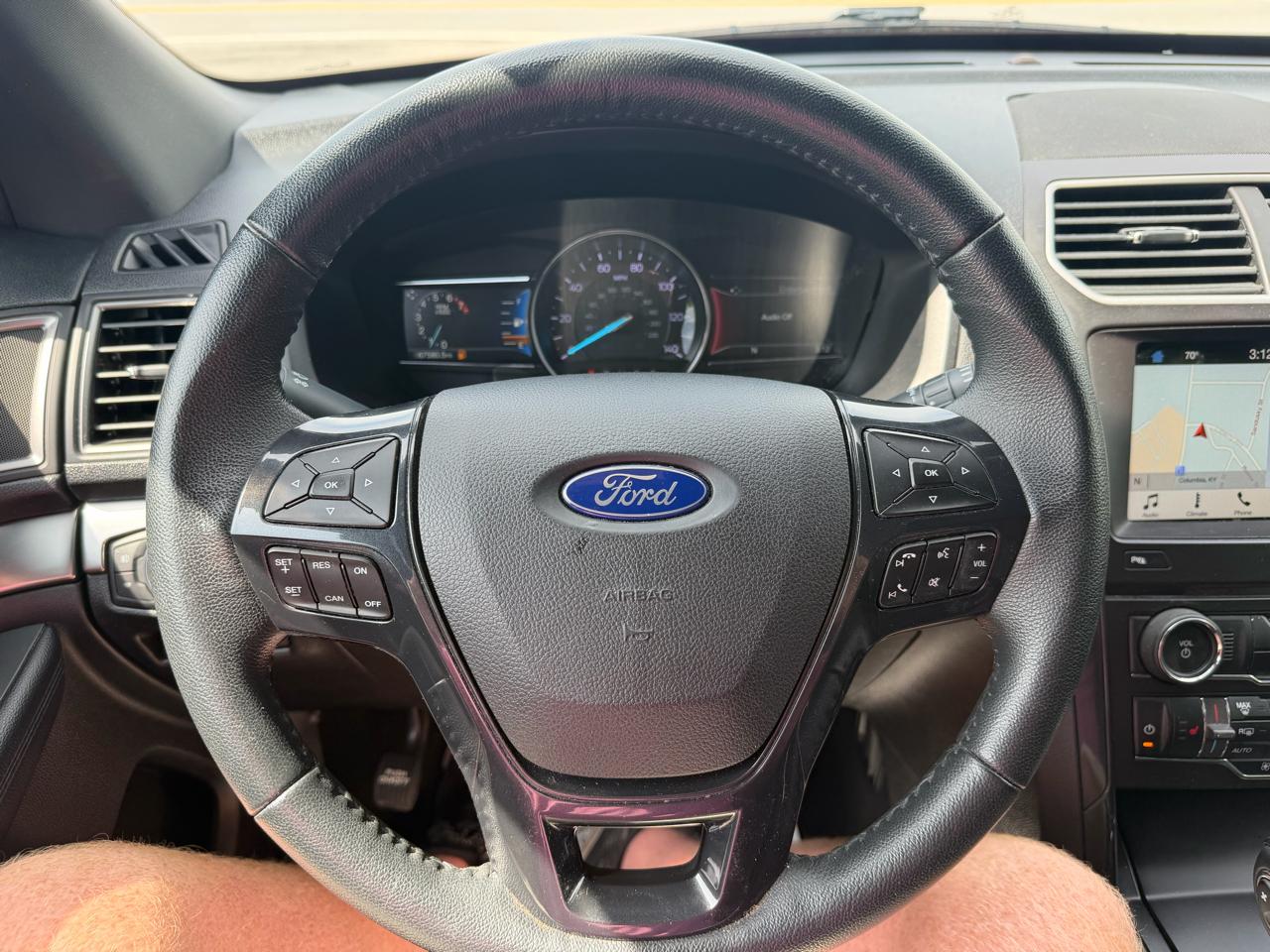 Ford Explorer XLT 4WD 2018