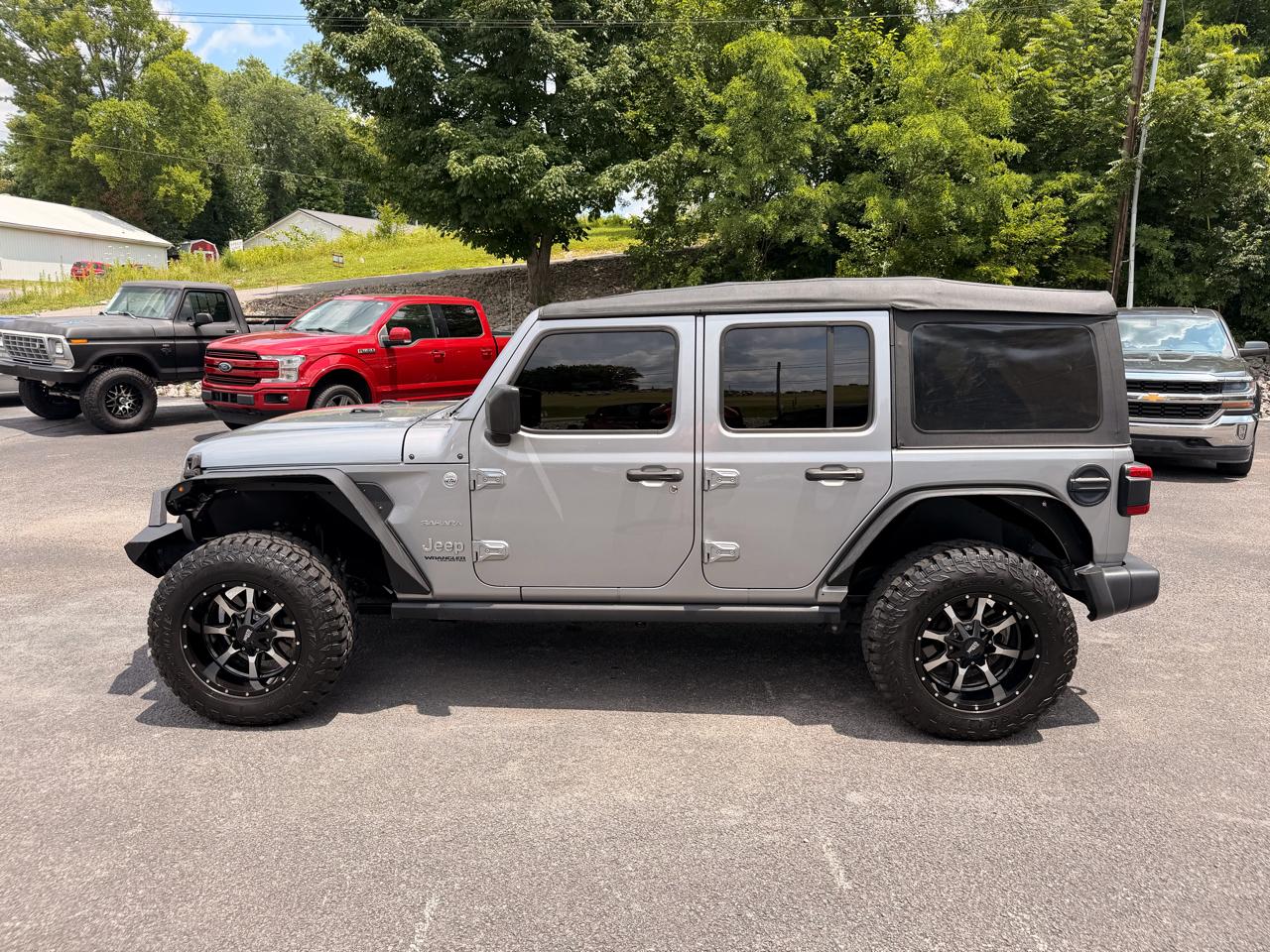 Jeep Wrangler Unlimited Sahara 2018
