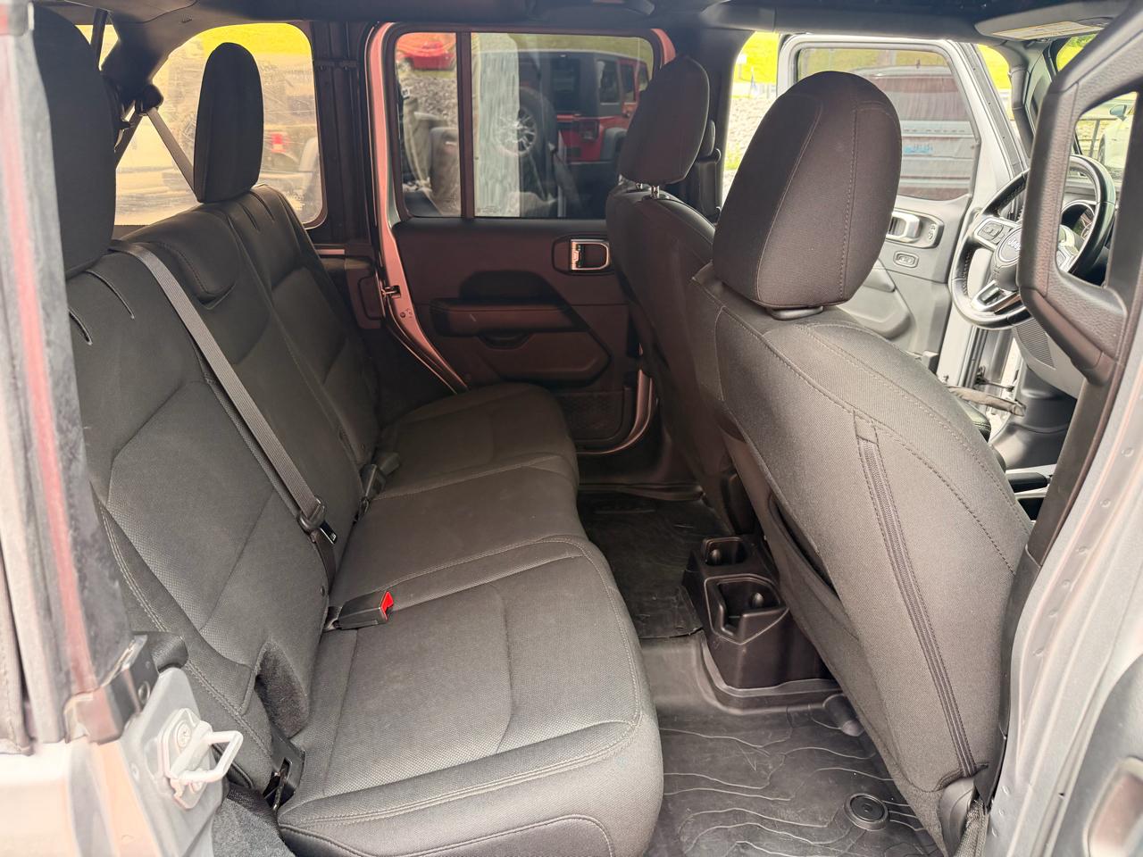 Jeep Wrangler Unlimited Sahara 2018