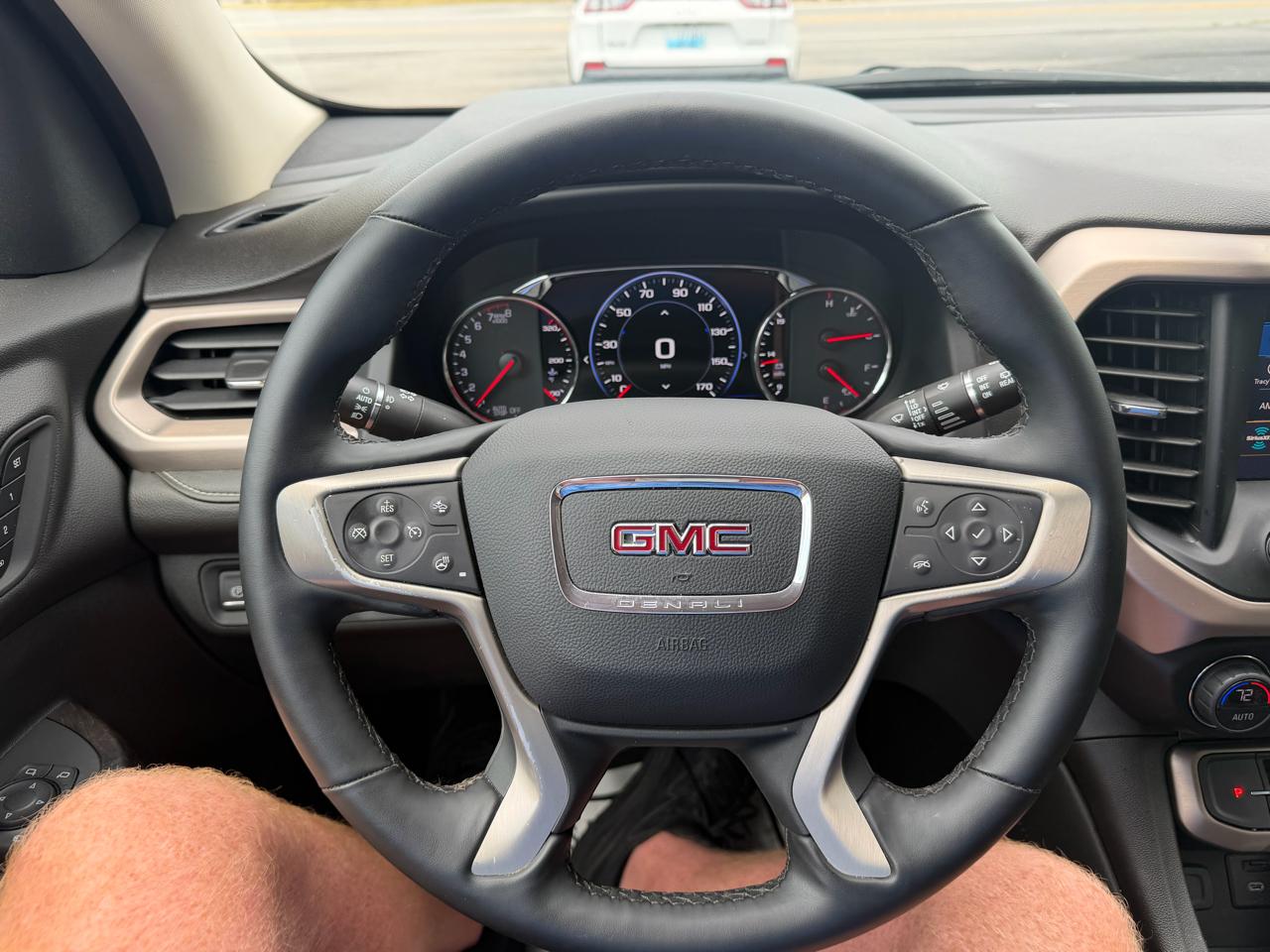 GMC Acadia Denali 2023