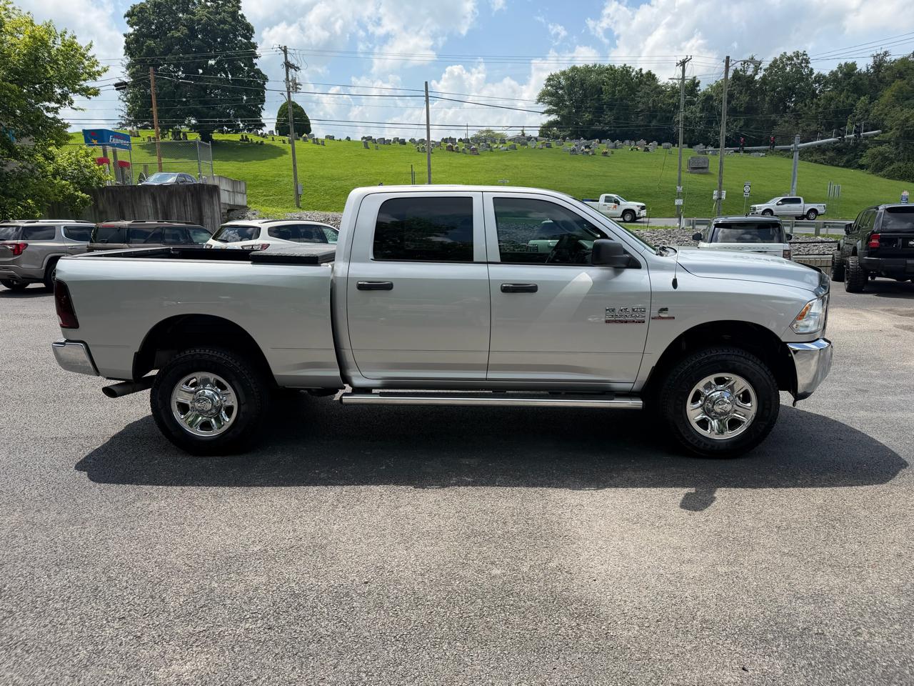 RAM 2500 Tradesman Crew Cab SWB 4WD 2018