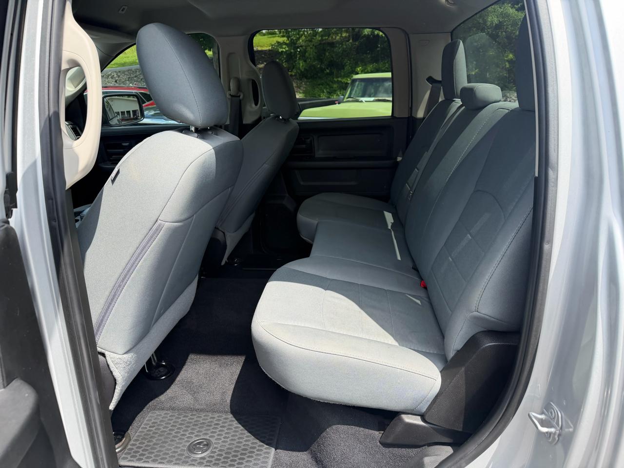 RAM 2500 Tradesman Crew Cab SWB 4WD 2018
