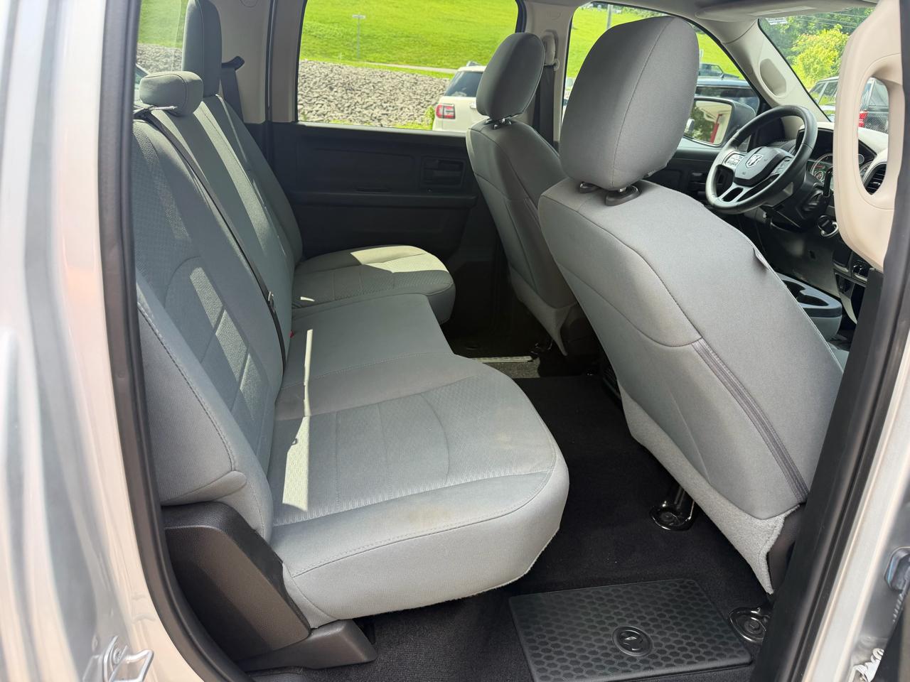 RAM 2500 Tradesman Crew Cab SWB 4WD 2018