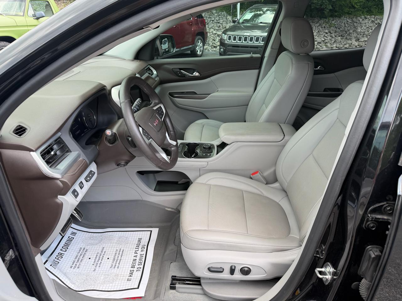 GMC Acadia SLT 2023