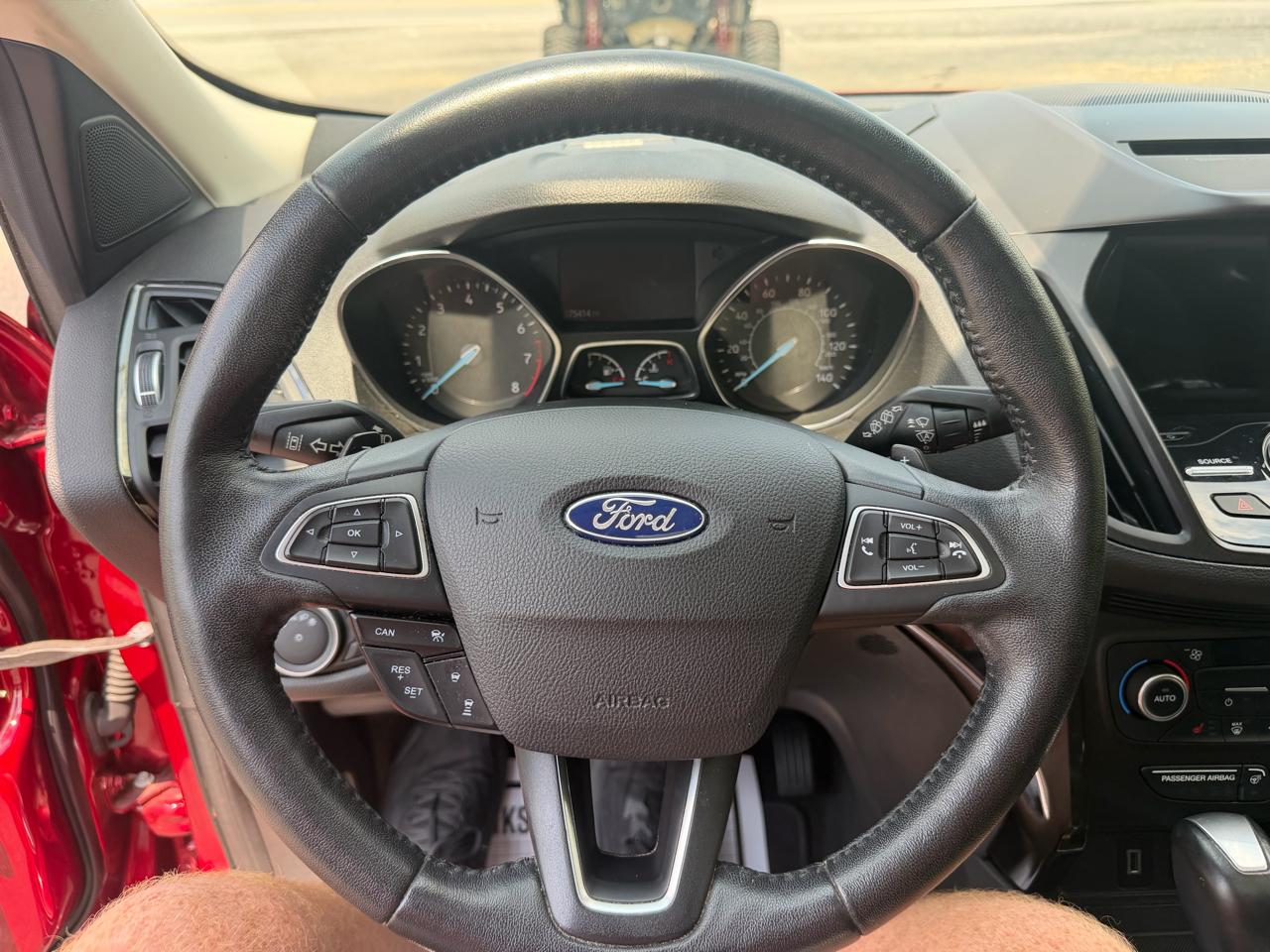 Ford Escape Titanium 4WD 2018