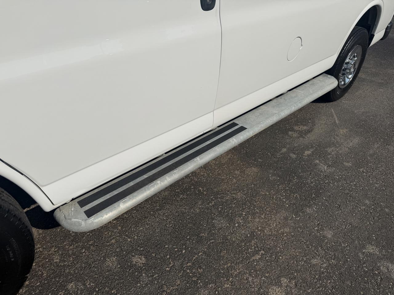 Chevrolet Express 2500 Cargo 2024