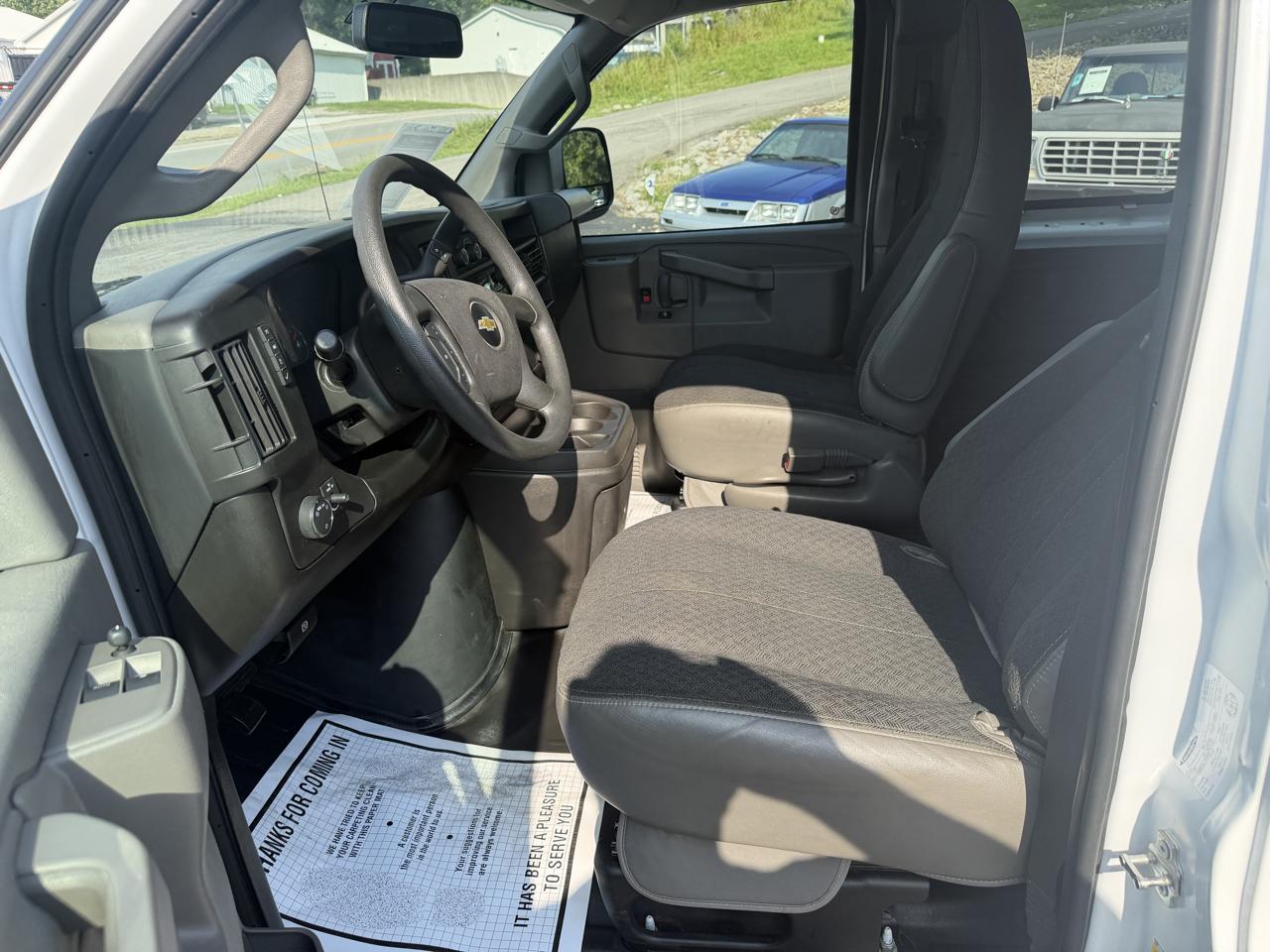 Chevrolet Express 2500 Cargo 2024