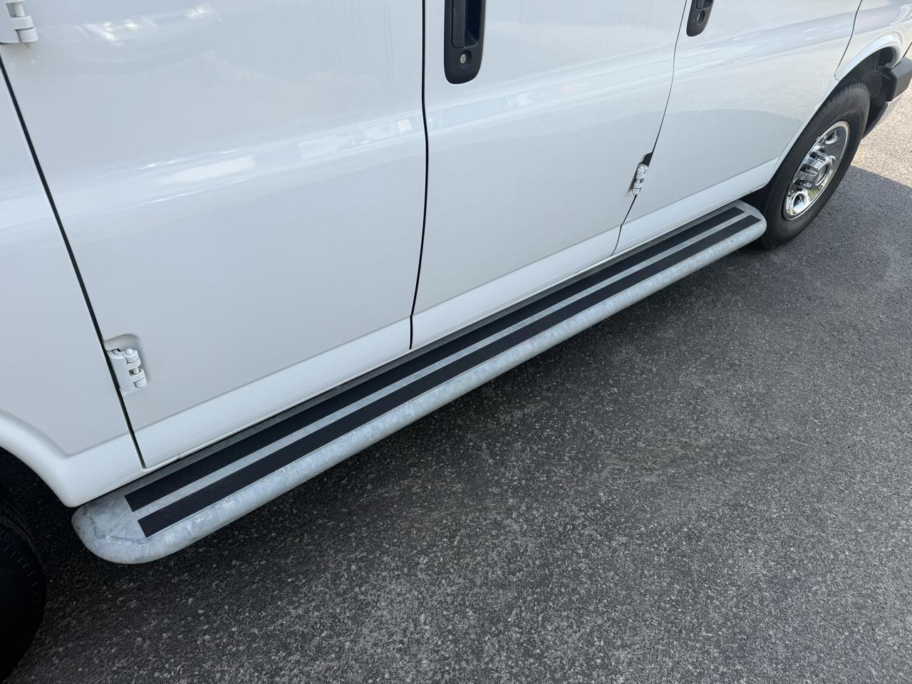 Chevrolet Express 2500 Cargo 2024