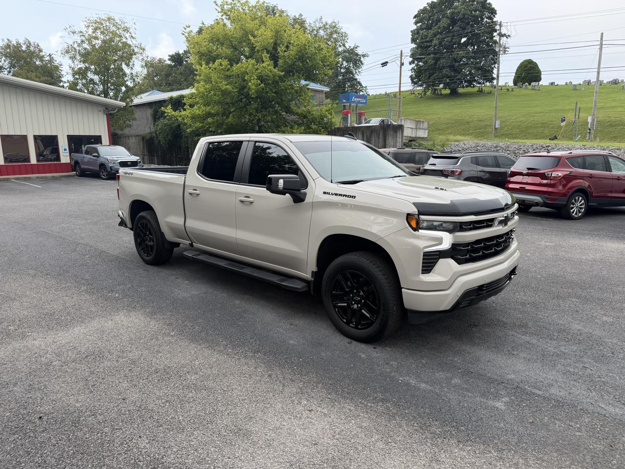 Chevrolet Silverado 1500 RST Crew Cab 4WD 2026